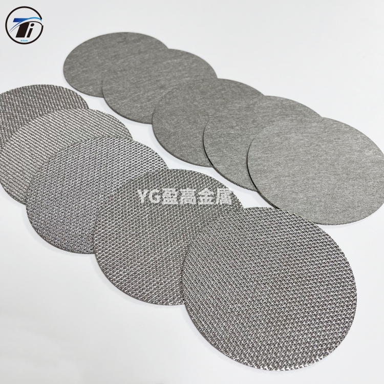 廠家定制制氫電解槽用多層鈦網(wǎng)復(fù)合鈦氈